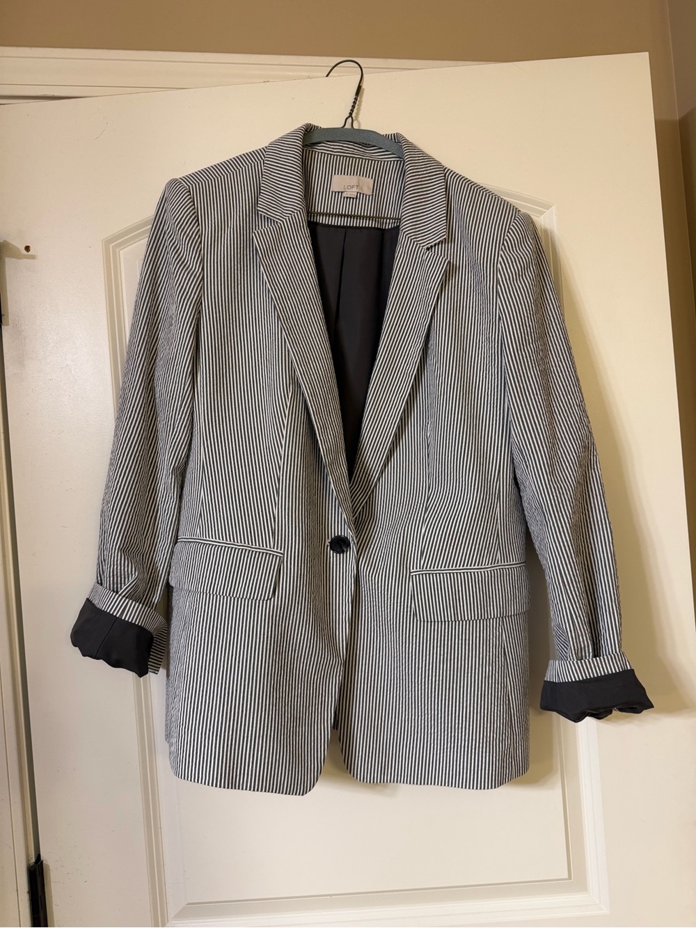 LOFT Black & White Pinstripe Women's Blazer - Picture 2 of 6